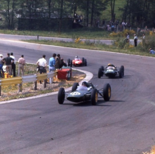 Spa à l'attaque  de l'Eau Rouge