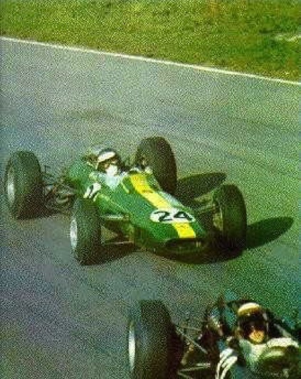GP d'Italie à Monza avec son compatriote Jackie Stewart GP d'Italie à Monza avec son compatriote Jackie Stewart
