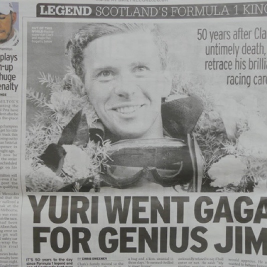 Youri Gagarine apprenant que JIm Clark voulait le rencontrer lui répondit "Mais moi aussi je voulais le rencontrer !"
Contribution Jocelyn Lardy Youri Gagarine apprenant que JIm Clark voulait le rencontrer lui répondit "Mais moi aussi je voulais le rencontrer !"
Contribution Jocelyn Lardy