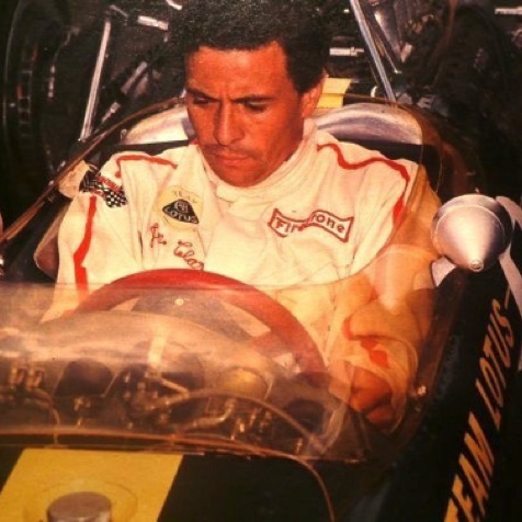 Jim concentré sur sa Lotus 49 Jim concentré sur sa Lotus 49